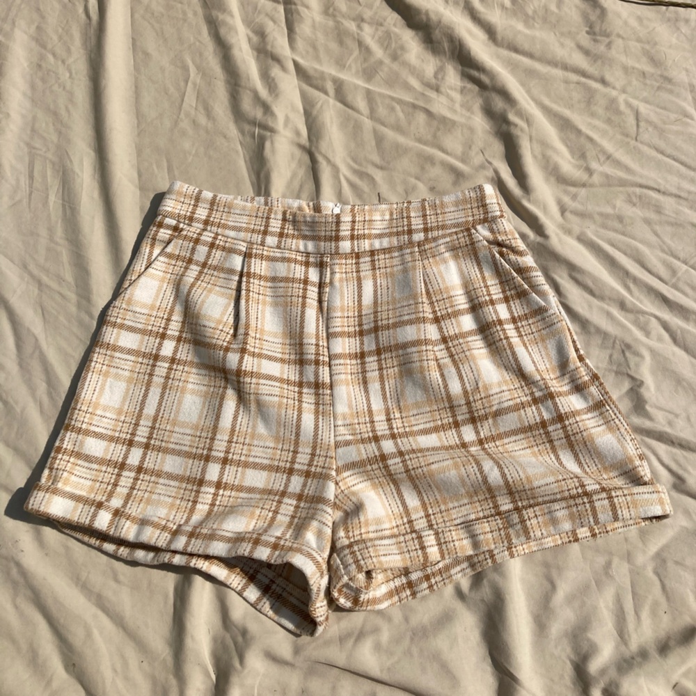 Pink lily shorts